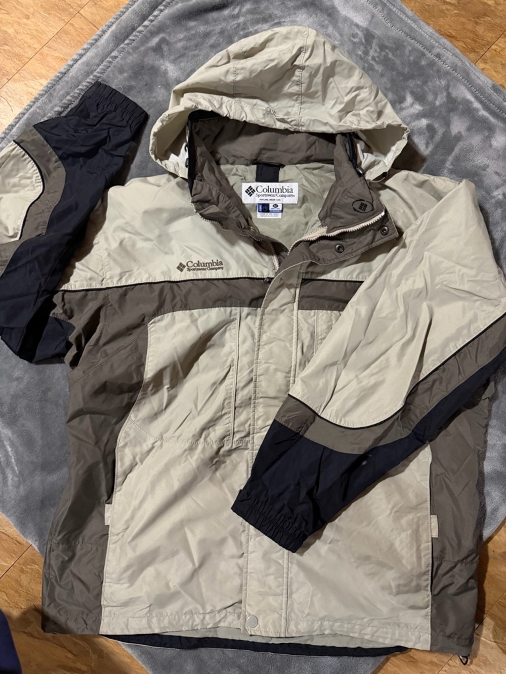 Columbia Mens Interchange- Beige, Olive & Black